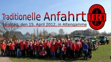 TOCH (Traktoren- und Oldtimer-Club Hamburg) vor der Anfahrt 2011 an der Holaake