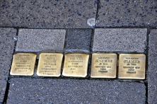Stolpersteine in der Bergedorfer Ernst-Mantius-Straße