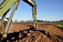 Vorbereitung eines Spülfeldes am Neuengammer Durchstich