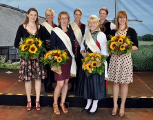 Vierländer Ernte- und Erdbeermajestäten 2013