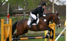 Sieger des A-Springens, Milena Feucht auf Candy vom »Reit- und Fahrverein Vierlanden«